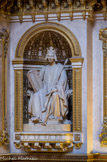 <center>SALLE DES SÉANCES </center>  Statue de Saint Louis du sculpteur Dumont.