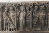 <center>Exposition permanente : sarcophage dit aux arbres. </center> Au centre l’Orante accompagnée d’un homme âgé (peut-être le défunt), à gauche, la Multiplication des Pains, à droite, les Noces de Cana.