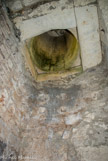 <center>Les cryptoportiques. </center> Ces éléments ont été trouvés dans la galerie, dont les voûtes ont été parfois percées pour faire des citernes, notamment aux deux angles.