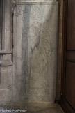<center>Eglise de St Trophime</center>Contre le pilier S.-E. de la croisée du transept est scellée la pierre tombale en marbre blanc, sciée dans le fût d'une colonne antique, du cardinal Aleman.
