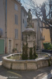 <center>Auriol</center> La statue est placée sur la fontaine en 1767.