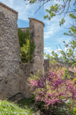 <center> Pontevès. </center> Tour Sud-Ouest du château.