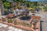 <center>Villefranche-sur-Mer. La Drase.</center> La fontaine surréaliste du jardin Beaudouin