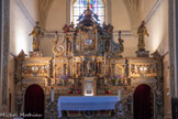 Église paroissiale Saint Étienne. <br> Maître autel baroque (1669) en bois sculpté et doré. Sa forme rappelle l'iconostase des églises orthodoxes.