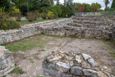 <center>Vaison-La-Romaine. </center>Ensemble thermal et palestre. puis passait dans la salle froide (frigidarium)