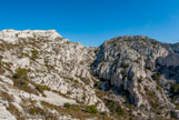 <center>Au-dessus du Pas du Pin.</center>Vallon de l'Aigle. A gauche, Beouveyre. A droite, le sommet de Marseilleveyre. Au centre, le col des Chèvres.
