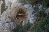 <center>Vallon de Saint Michel</center>Grotte avec dalle d'aragonite.