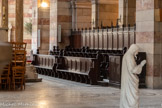 <center>La Basilique Cathédrale Sainte-Marie-Majeure</center>Le presbytérium. Les stalles.