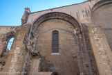 <center>La Vieille Major</center>Restes de la deuxième travée de la nef qui correspond au bas-côté nord. A droite, la nef centrale plus haute.