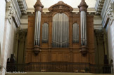 <center>L'orgue.</center> Au début, il n'y avait pas d'orgue dans la chapelle du monastère car c'était interdit. Il a été construit par la maison Mutin-Cavaillé-Coll, en 1912.