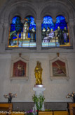 <center>Basilique du Sacré-Cœur. </center> Bas-côté droit. Statue de la Vierge à l'Enfant. La vénérable Anne-Madeleine Rémuzat inspire à Mgr de Belsunce en 1720 de consacrer Marseille au Sacré-Cœur.