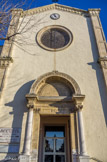 <center>Eglise Saint-Roch, Mazargues.</center> C’est en 1823 qu’est nommé le premier évêque de Marseille, Fortuné de Mazenod dont le successeur fut son neveu, Eugène de Mazenod. En 1845, on est sous le règne de Louis Philippe, Marseille commence à connaître son âge d’or, sa population augmente, et on va construire vingt six nouvelles églises, sous l’impulsion des Mazenod.