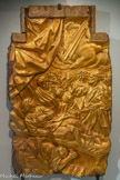 <center>Le musée.</center>La Dormition de la Vierge. Traditionnellement reconnu comme un fragment du retable de l'ancienne chapelle (1520), il s'agirait plus vraisemblablement d'une oeuvre postérieure.