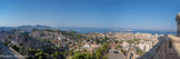 <center>Vue de Notre-Dame de la Garde.</center>Vue des terrasses supérieures. Côté mer