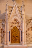 <center>Eglise des Réformés ou de saint-Vincent-de-Paul. </center>Collatéral de gauche.  Huitième chapelle. Autel de Saint Joseph en marbre blanc. Le tabernacle avec des épis de blé et des pampres de vigne.