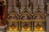 <center>Eglise des Réformés ou de saint-Vincent-de-Paul.</center>Le chœur. De part et d'autre du tabernacle, des émaux représentent des scènes de l'Ancien Testament.  Au-dessus, dans les frontons, des scènes de la vie du Christ : la Crucifixion ; la Résurrection ; l'Ascension.
