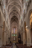 <center>Eglise des Réformés ou de saint-Vincent-de-Paul. </center>La nef. Voûte d'ogives avec une clef à la croisée des nervures.