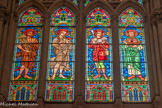 <center>Eglise des Réformés ou de saint-Vincent-de-Paul. </center>Vitraux de la nef, à gauche. Adam, Eve, Abel, Noé.