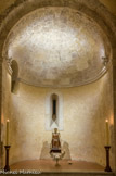 <center>Eglise Saint Laurent.</center> Dans la nef de gauche, la statue de Notre-Dame de Massalia (Vierge en bois) a été installée dans l'église à Pâques 1997 par Monseigneur Panafieu, archevêque de Marseille.