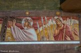 <center>L'église Saint-Louis.</center> Le chemin de croix est l'œuvre du peintre Jacques Martin Ferrières réalisé en 1936. Il utilise la technique de la fresque : il peint sur le mortier frais avec de la poudre délayée à l'eau pure. I : Jésus est condamné à mort. II : Jésus est chargé de la croix.