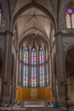 <center>L'église Saint-Michel-Archange </center> Le choeur est éclairé par cinq baies géminées.