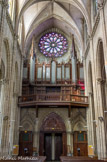 <center>L'église Saint-Michel-Archange </center> En tribune, le grand orgue.