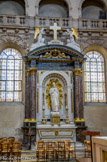<center>L'église Saint-Paul-Saint-Louis</center>La chapelle du Sacré-Cœur dans le croisillon gauche du transept. Elle a moins d'ornementation que la chapelle de la Vierge (les jésuites vénèrent tout particulièrement la Vierge Marie). La statue du Sacré-Cœur de Jésus a été sculptée par Jean-Marie Bonnassieux (1810-1892).