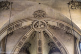 <center>L'église Saint-Paul-Saint-Louis</center>Le Père céleste dans le médaillon de la clé de voûte du chœur.