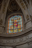 <center>Église Saint-Roch. </center> Vitrail du chœur. «Saint Jean-Baptiste» (fin XIXe siècle)
