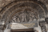 <center>Basilique du Sacré-Cœur de Montmartre </center>  Tympan du portail gauche : «Moïse faisant jaillir l'eau du rocher» par Léon Fagel (1851-1913).