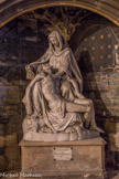 <center>Église Saint-Germain-l'Auxerrois.</center> La Chapelle de la Bonne Mort. Vierge de pitié grandeur nature de Bonnardel (marbre, 1859).
