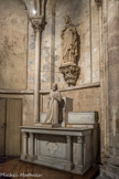<center>Eglise Saint-Germain-des-Prés. </center> Chapelle du Sacré-Cœur. Une statue grandeur nature en plâtre du Christ, datant du XIXe siècle