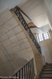 <center>Palais abbatial. </center> Escalier et rampe du XIVe.