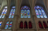 <center>Cathédrale Notre-Dame-du-Liban. </center>Vitraux àdeux ou  trois lancettes d'Émile Hirsch (fin XIXe siècle).