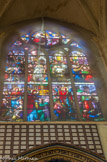 <center>Saint-Etienne-du-Mont </center>Au dessus de la porte de la chapelle du sacré-Coeur, des ex-voto à sainte Geneviève. Vitrail : scènes de la vie de la Sainte.