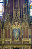 <center>Saint-Etienne-du-Mont </center> Un ange présenteun écusson ave l'effigie de saint Genevieve.