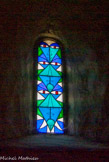 <center>Milly la Forêt.</center>Chapelle Saint-Blaise-des-Simples. Deux d'entre eux représentent des visages stylisés.