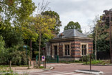 <center>Neuilly-sur-Seine</center>Pavillon d'entrée du Bois de Boulogne de Davioud.