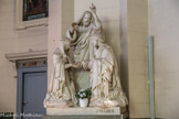 <center>Ville d’Avray. </center> L'église Saint-Nicolas - Saint-Marc de Ville-d'Avray. Sculpture de James Pradier dans le chœur, «Le mariage de la Vierge»
Cette sculpture est le modèle créé pour l'original en marbre que l'on
peut voir dans l'église de la Madeleine à Paris.
