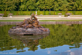 <center>Bassin des Tritons de gauche.</center>