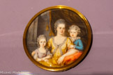 <center>Portrait de Madame Saint Jacques, de sa fille Louise et de son fils Pierre.</center>Philippe-Henri Coclers, né le 29 juin 1738 à Liège et mort en 1804 à Marseille. 
1774
Gouache sur ivoire.