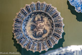 <center></center>Plat circulaire à arcatures dit plat de baptême
Marseille, Saint-Jean-du-Désert, fabrique Clérissy 1er quart du XVIIIe siècle
Faïence stannifère, décor de grand feu en bleu
Marseille, Château Borély - Musée des Arts décoratifs, de la Faïence et de la Mode Inv. 2000 9.1 <br>
Plat circulaire
Marseille, Saint-Jean-du-Désert, fabrique Clérissy Dernier quart du XVIIe siècle
Faïence stannifère, décor de grand feu en bleu et manganèse
Don J, Roubaud. 1951. Fonds Musée Cantini
Château Borély - Musée des Arts décoratifs, de la Faïence et de la Mode Inv. GF 3034.
