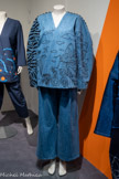 <center>Ensemble veste The Circus et pantalon</center>Salim Azzam (Liban)
Marque crée en 2016 par Salim Azzam, lauréat2024-2026 - Fashion Enthusiasm Prize/Fonds de Dotation Maison Mode Méditerrané.
Collection printemps-été 2024
Coton (denim), broderie en fil de coton exécutée à la main
Collection particulière