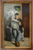 <center>Louis-Auguste Cezanne, père de l’artiste, lisant «L'Événement»</center>1866
Huile sur toile.
États-Unis, Washington, D.C., National Gallery of Art, Collection de M. et Mme Paul Mellon, 1970. <br>
Cezanne considère le Jas de Bouffan comme la maison de son père.
Après l'avoir fait figurer au cœur du grand salon, il peint cet autre grand portrait de celui qui tarde à le reconnaître comme artiste. Le représenter lisant « L’Événement» n'est pas un hasard : en 1866, Zola y publie une série d'articles sur le Salon officiel, défendant les artistes refusés. Cezanne choisit de placer une de ses natures mortes à l’arrière-plan, et rend ainsi un double hommage à son père et à son ami, tout en affirmant son statut de peintre.