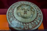 <center>Exposition : Être femme à l'époque grecque.</center>Pyxide (coffret à bijoux). Céramique. IIIème siècle av. J.-C. Prov Canosa (Italie du sud)0