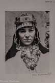 <center>Une variante du Talgamout à Taliouine dans le Haut Atlas. </center>Jean Besancenot (France, 1902-1992)
1934-1939, Maroc. 
Tirages photographiques modernes.
Musée du quai Branly - Jacques Chirac, Paris.