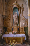 <center>Cordes-sur-ciel. L’église Saint-Michel.</center>Chapelle Saint-Joseph. Le tabernacle à ailes est en bois peint et doré. Le retable, en bois sculpté, peint et doré, qui le surmonte se compose d'une grande niche cintrée avec statue de saint Joseph portant l’Enfant, surmontée d'un petit dais en forme de dôme godronné, encadrée de deux grandes volutes feuillagées. Le tabernacle date de la fin du 17e siècle et a été doré par Estavialle en 1684. Le retable date du 18e siècle. A gauche, la Visitation. A droite, l'Annonciation.