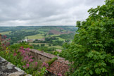 <center>Cordes-sur-ciel. La place de la Bride</center>De cette place, beau panorama sur la campagne environnante