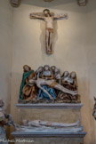 <center>Monestiès.</center>Le Christ en croix, la Déploration., le Christ reposant sur son linceul. La récente restauration de 1992 a permis de rétablir la superposition de ces trois scènes selon un axe vertical. Cette disposition est supposée être la disposition d'origine dans la chapelle du château de Combefa, résidence d'été des évêques d'Albi. Les statues sont antérieures au 23 mars 1490, date de consécration de la chapelle, et ont été réalisées sous le mécénat de Louis d'Amboise (1433-1503) évêque d'Albi qui est d'ailleurs représenté sous les traits de Joseph d'Arimathie.