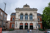 <center>Albi</center>Théâtre municipal d'Albi. En 1885, l'architecte de la ville Lacroux propose un projet de théâtre, adopté en 1889. Le décor est dû au sculpteur Veillard. La toile du foyer est peinte par l'albigeois Col, qui réalise également la coupole.